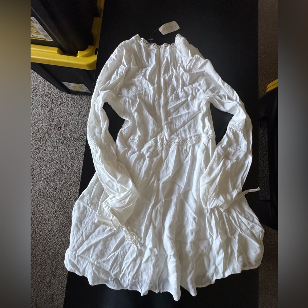 Forever 21 Ivory Lace Detail Dress